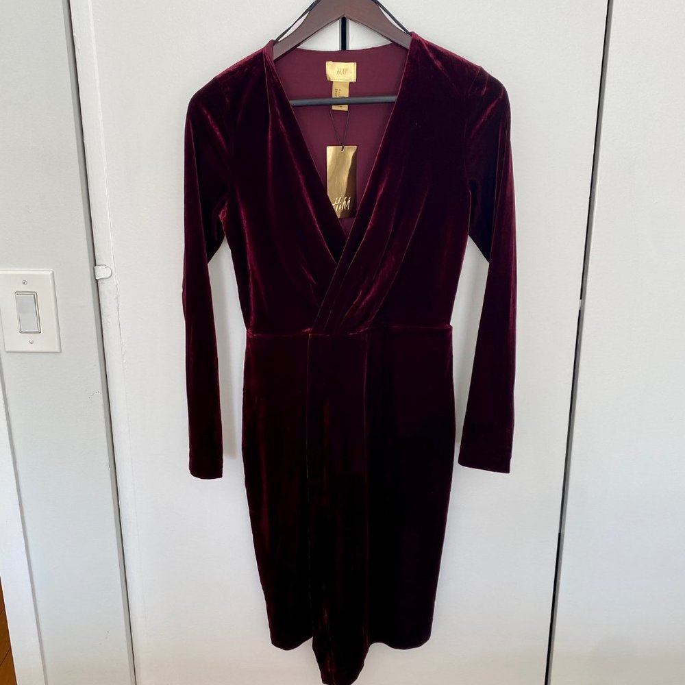 H&M - NWT - Velvet Burgundy Faux Wrap Dress (Size: 6)